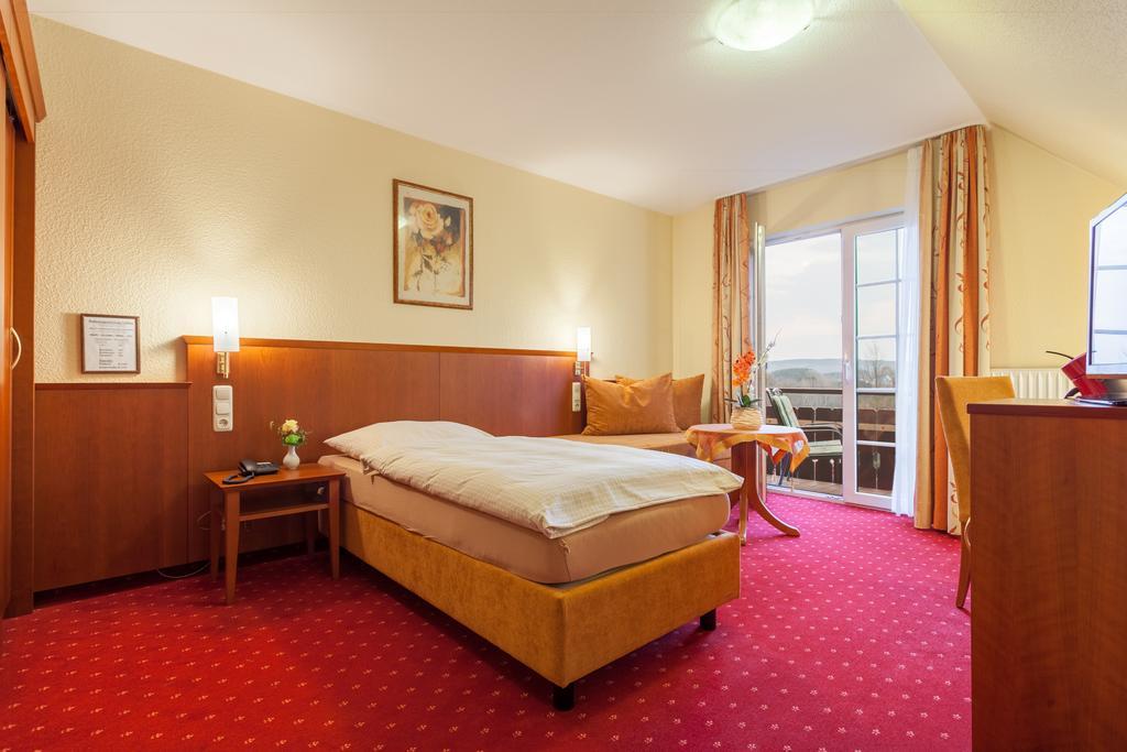 Hotel Restaurant Sonnenhof Weyerbusch Eksteriør bilde