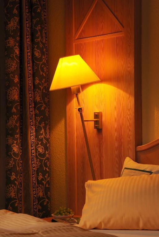 Hotel Restaurant Sonnenhof Weyerbusch Rom bilde