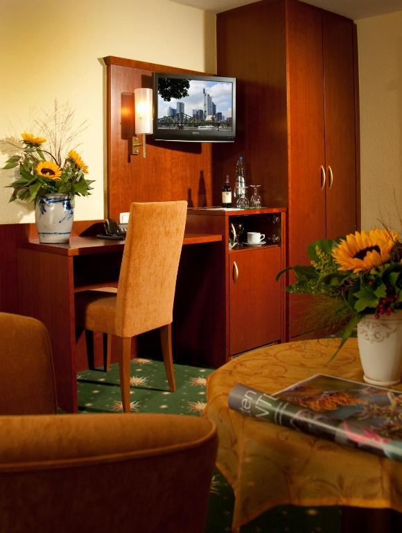 Hotel Restaurant Sonnenhof Weyerbusch Rom bilde