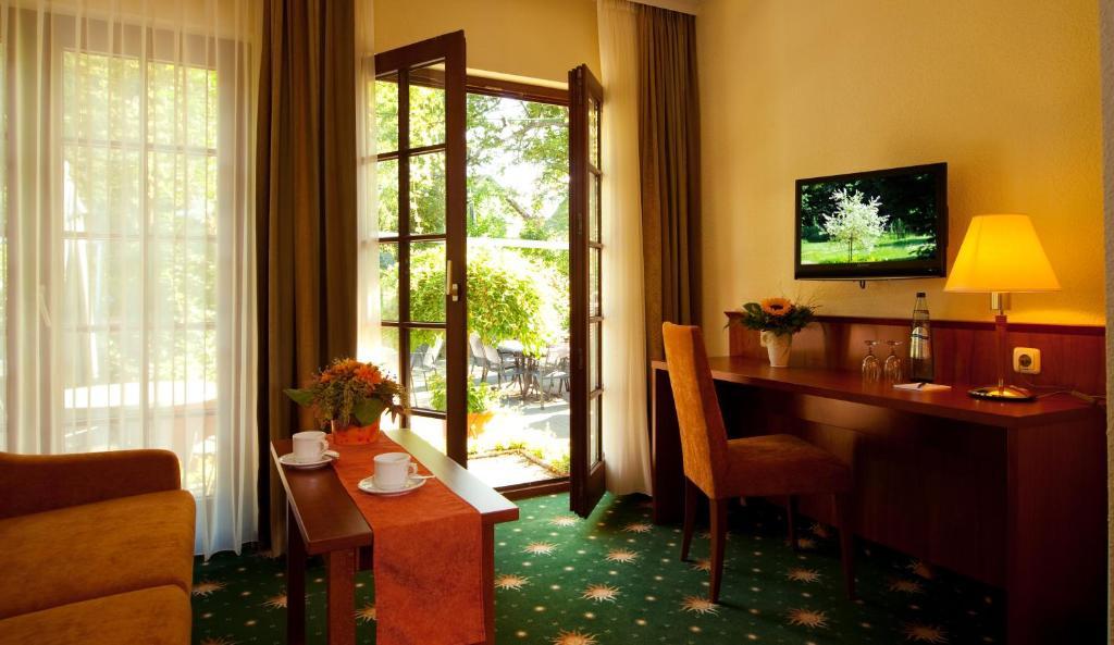Hotel Restaurant Sonnenhof Weyerbusch Rom bilde