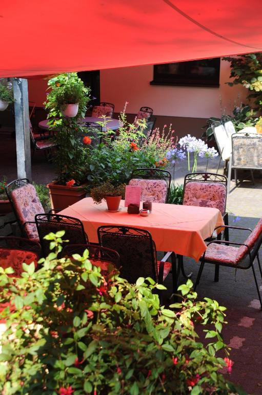 Hotel Restaurant Sonnenhof Weyerbusch Eksteriør bilde