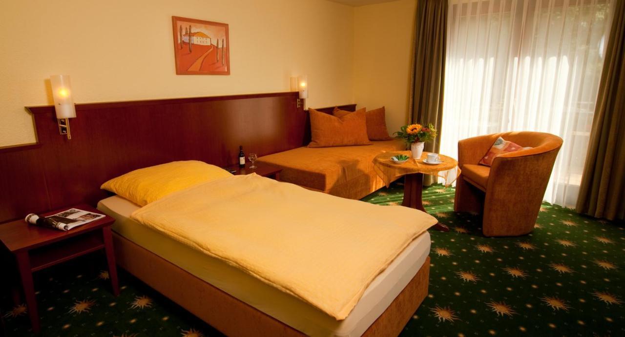 Hotel Restaurant Sonnenhof Weyerbusch Rom bilde